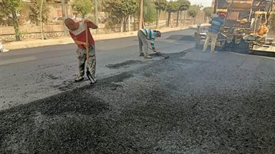 بالصور.. محافظ الغربية: رصف شارع السنترال بمدينة السنطة