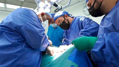   28 جراحة زراعة أعضاء بمعهد ناصر بمشاركة خبير مصري عالمي