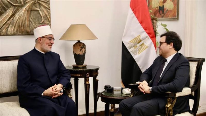 وزير الثقافة ومفتي
