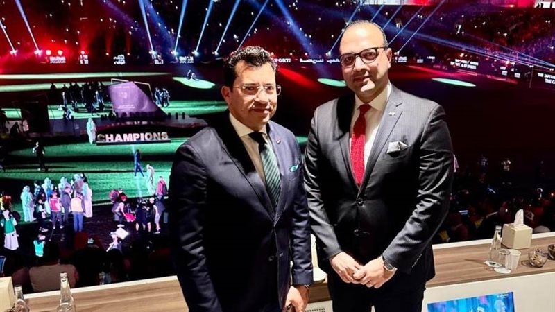 د. أشرف صبحى ود.