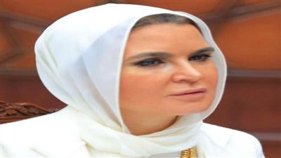 من البنك الدولي إلى قبة الشيوخ.. محطات في مسيرة الدكتورة سحر نصر 