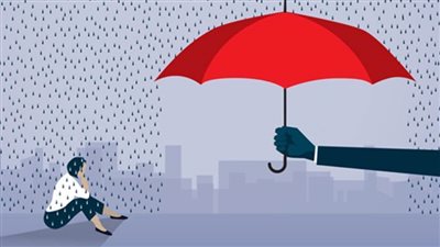 كيف يسهم التأمين في حماية المرأة ماليًا واجتماعيًا