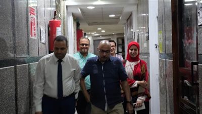 بالصور.. وكيل صحة أسيوط يوجه بتوفير كافة أوجه الرعاية للمرضى ودراسة شكواهم بمستشفي الشاملة