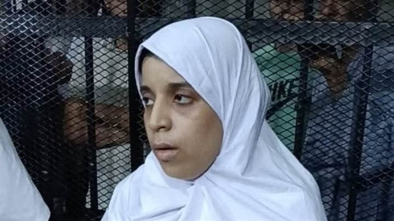 إحالة المتهمه بقتل