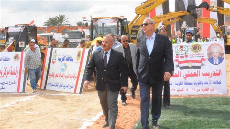 محافظ الغربية خلال