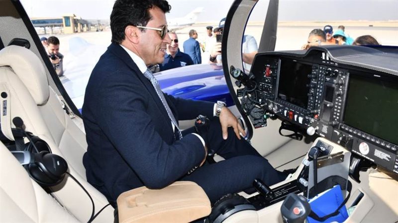 د. أشرف صبحى