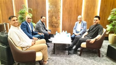 سيف حامد وأشرف فرحات يستقبلان رئيس الاتحاد الدولي للهوكي لحضور بطولة الأمم الأفريقية