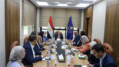  هيئة الدواء تبحث مع 