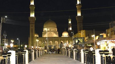 بالصور.. مسجد السيد البدوي يضع طنطا على خريطة السياحة الدينية العالمية