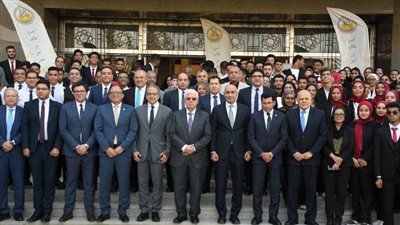 وزير الثقافة: دعم الوزارة للدكتور خالد العناني واجب وطني وإيمان مطلق بقيمته