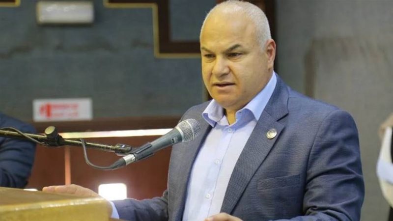 وزير العمل الدكتور