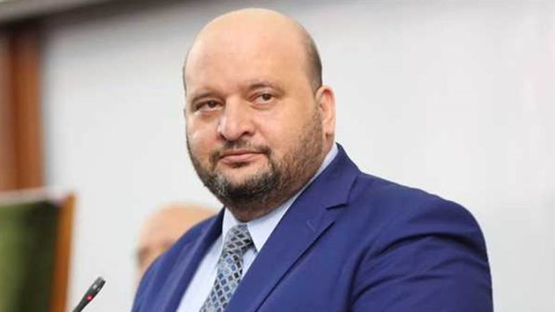 الدكتور إبراهيم نجم