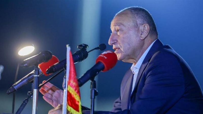 الكابتن محمود الخطيب