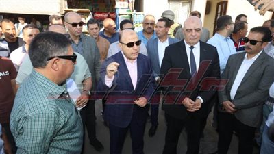 تكليف مدير المواقف بوضع البنرات المدون عليها التعريفة الجديدة بكفر الشيخ