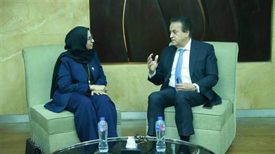 وزير الصحة يلتقي نظيرته البحرينية لتعزيز التعاون الصحي وتبادل الخبرات