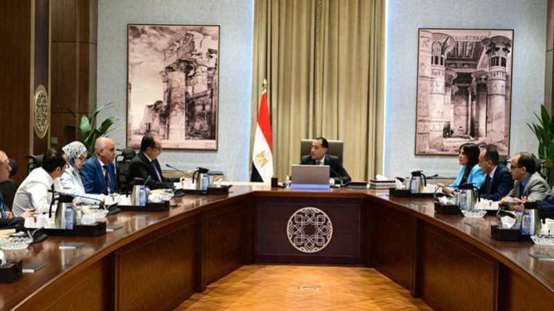 رئيس الوزراء واجتماع