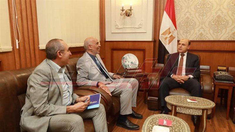 خلال اللقاء