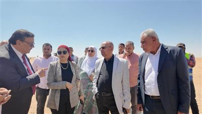 وزير الإسكان يستعرض تقريرًا بشأن أول مشروع للمعالجة والتخلص الآمن من المخلفات البلدية