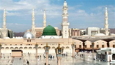 مجمع الملك فهد يصحب زوار 