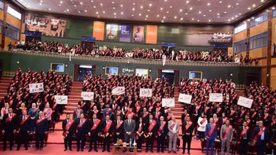 أسرة طلاب من أجل مصر تنظم لقاء حاشدًا بجامعة سوهاج 