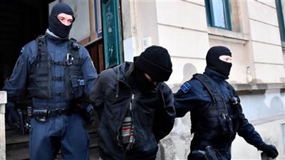 الشرطة الألمانية تحقق مع كاتب وسياسي شبه نتنياهو بـ