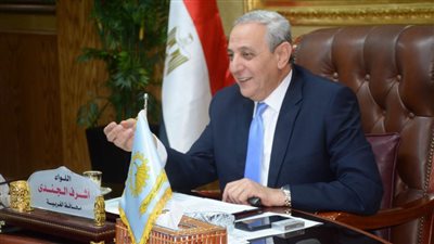 بالصور.. محافظ الغربية يناقش مع السلاسل والغرفة التجارية تخفيض أسعار السلع