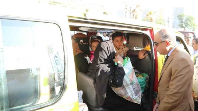 محافظ المنيا خلال