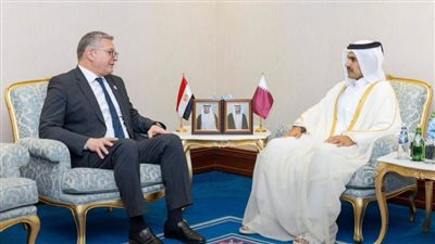 وزير البترول يلتقي كبار المسئولين في قطر