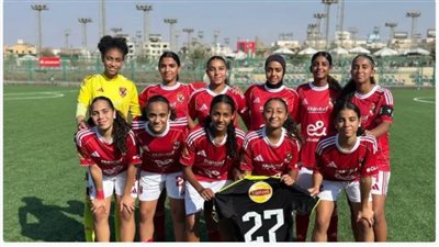 كرة القدم النسائية.. 