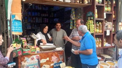تحرير 37 محضرًا لمخالفة دمغ الموازين خلال حملات على أسواق أسيوط