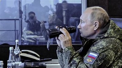 بوتين يشرف شخصيًا على تدريبات القوات النووية الاستراتيجية وتجارب صواريخ بالستية 