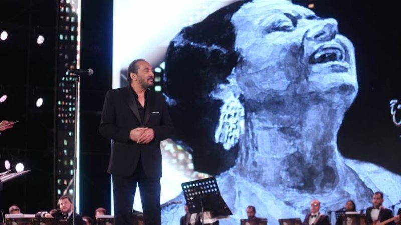 الفنان على الحجار