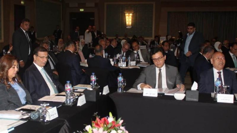 وزير الثقافة خلال