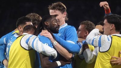 نابولي يكسر 