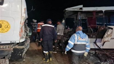 مصرع 2 وإصابة 41 بحادث تصادم تريللا بـ9 سيارات على طريق السويس