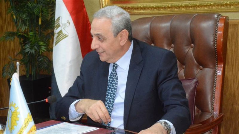 محافظ الغربية خلال