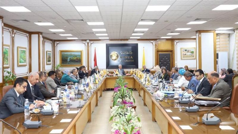 مجلس الجامعة