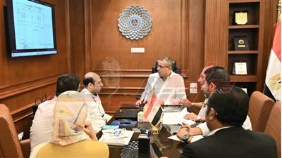 محافظ جنوب سيناء يناقش مقترحات مواجهة التعديات على أراضي الدولة ومتابعة ملفات التقنين