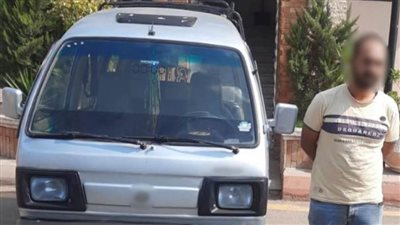 كشف ملابسات تداول فيديو بقيام قائد سيارة 