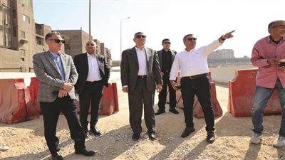 محافظ الجيزة يعاين حالة الطرق والمحاور المؤدية للمتحف المصري الكبير