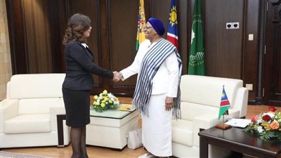 سفيرة مصر في ويندهوك تقدم أوراق اعتمادها إلى رئيسة جمهورية ناميبيا
