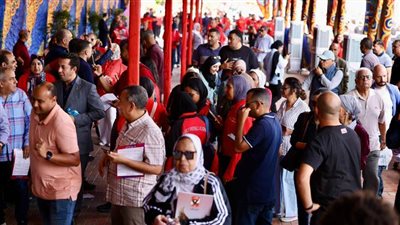 بالصور| حضور مكثف لأعضاء الأهلي للمشاركة في انتخابات القلعة الحمراء