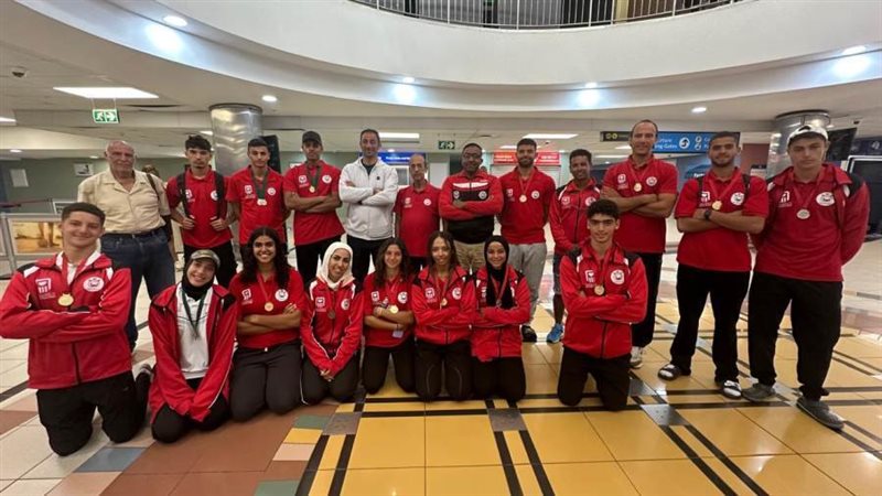 منتخب التجديف الشاطئ