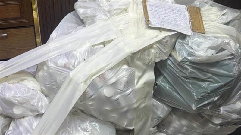 من داخل المركز غير