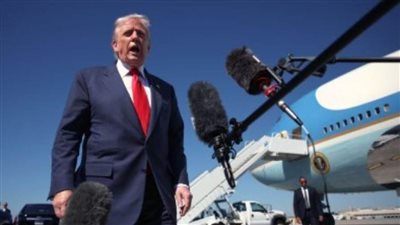 ترامب ينفي التحضير لقصف فنزويلا رغم الحشد العسكري