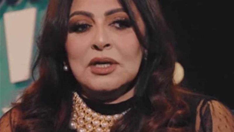 الفنانة هالة صدقي