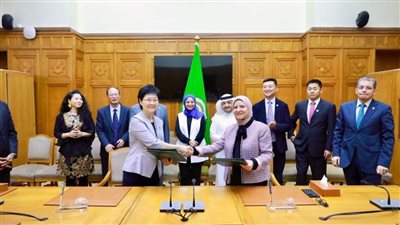 توقيع مذكرة تفاهم بين الجامعة العربية وجامعة بكين للبريد والاتصالات