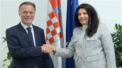 رئيس مجلس النواب الكرواتي يستقبل السفيرة المصرية