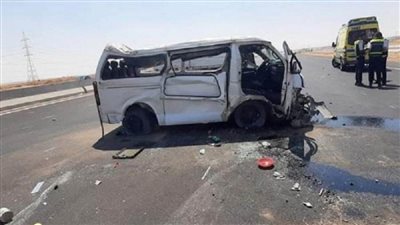 بالأسماء.. مصرع 4 أشخاص وإصابة 11 في حادث انقلاب ميكروباص بأسيوط