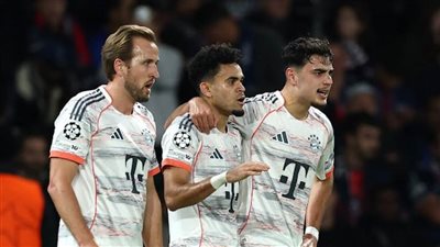 ثنائية دياز تقود بايرن للفوز على باريس في 